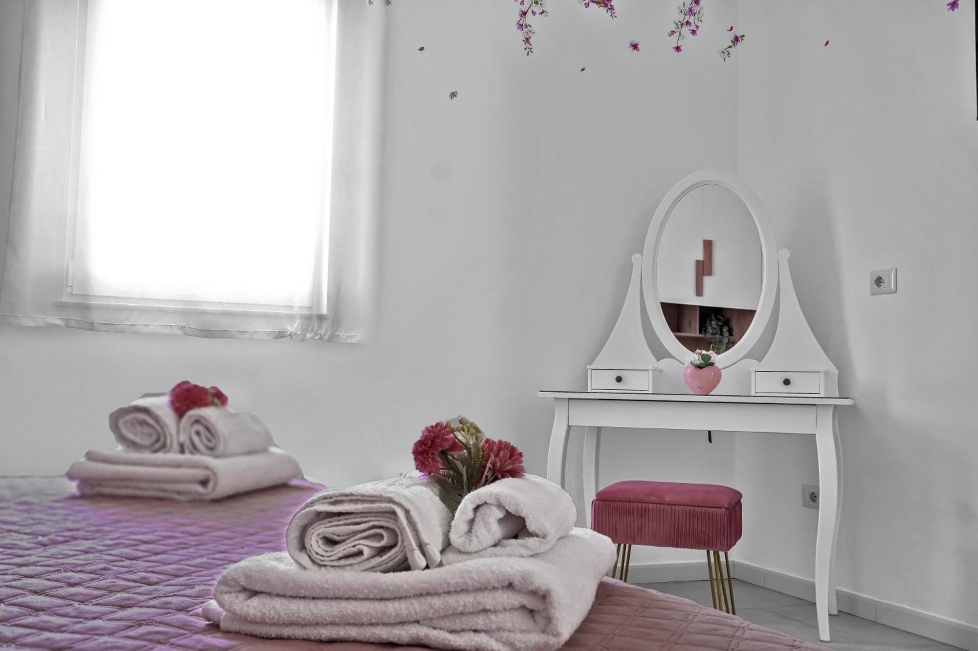 Laudani Homes Apartment
