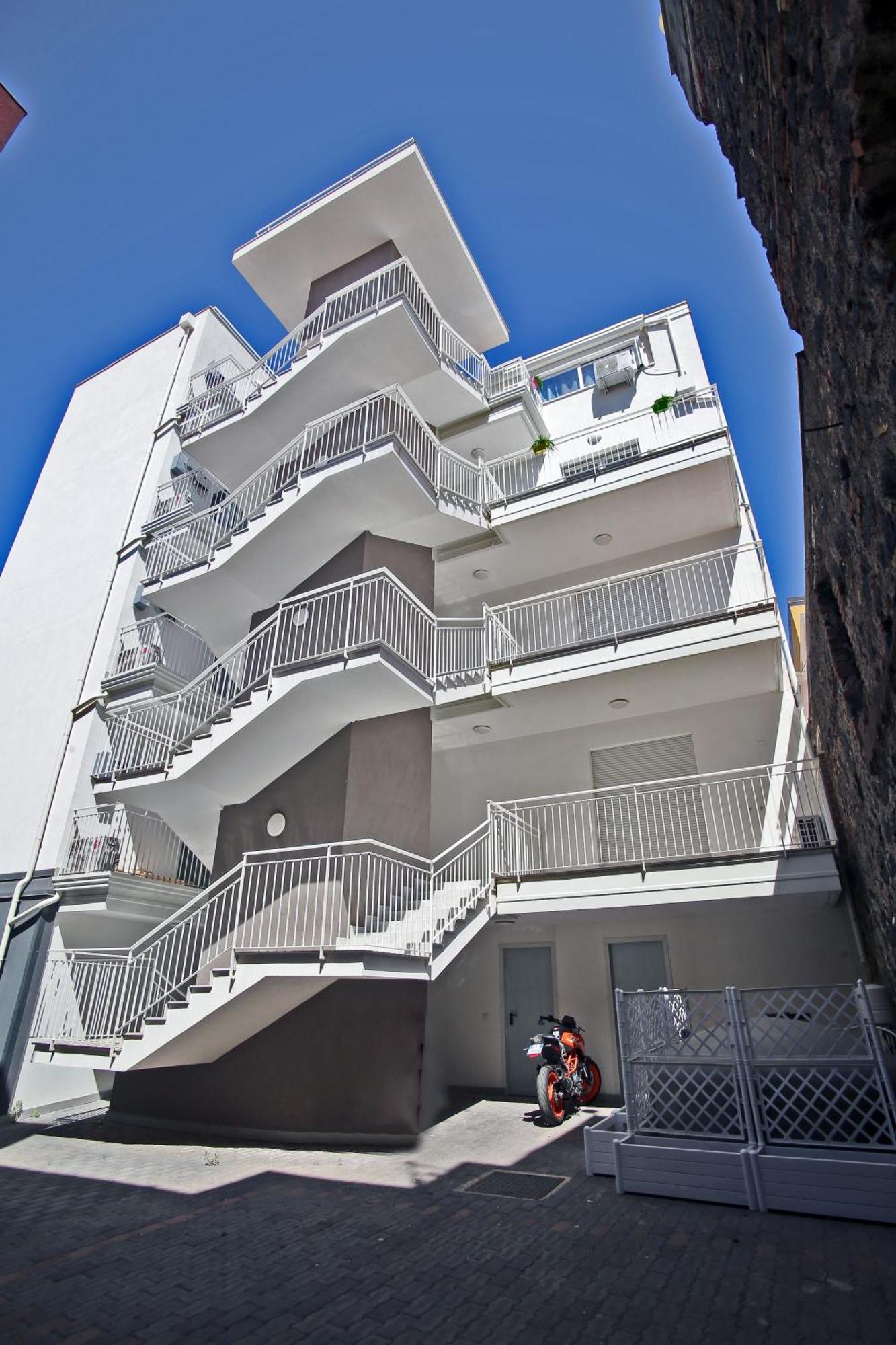 Laudani Homes *
