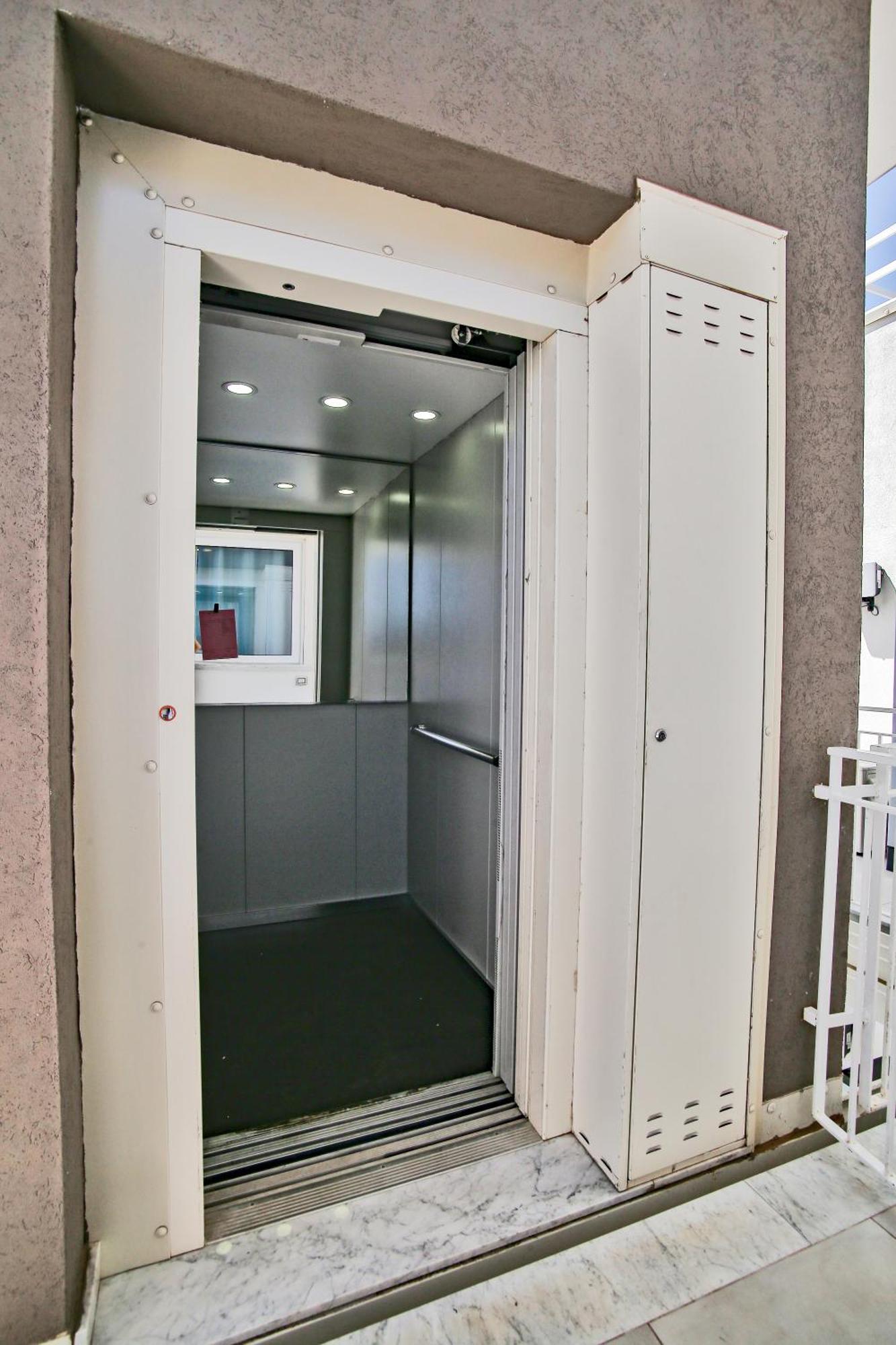 Laudani Homes Appartement *